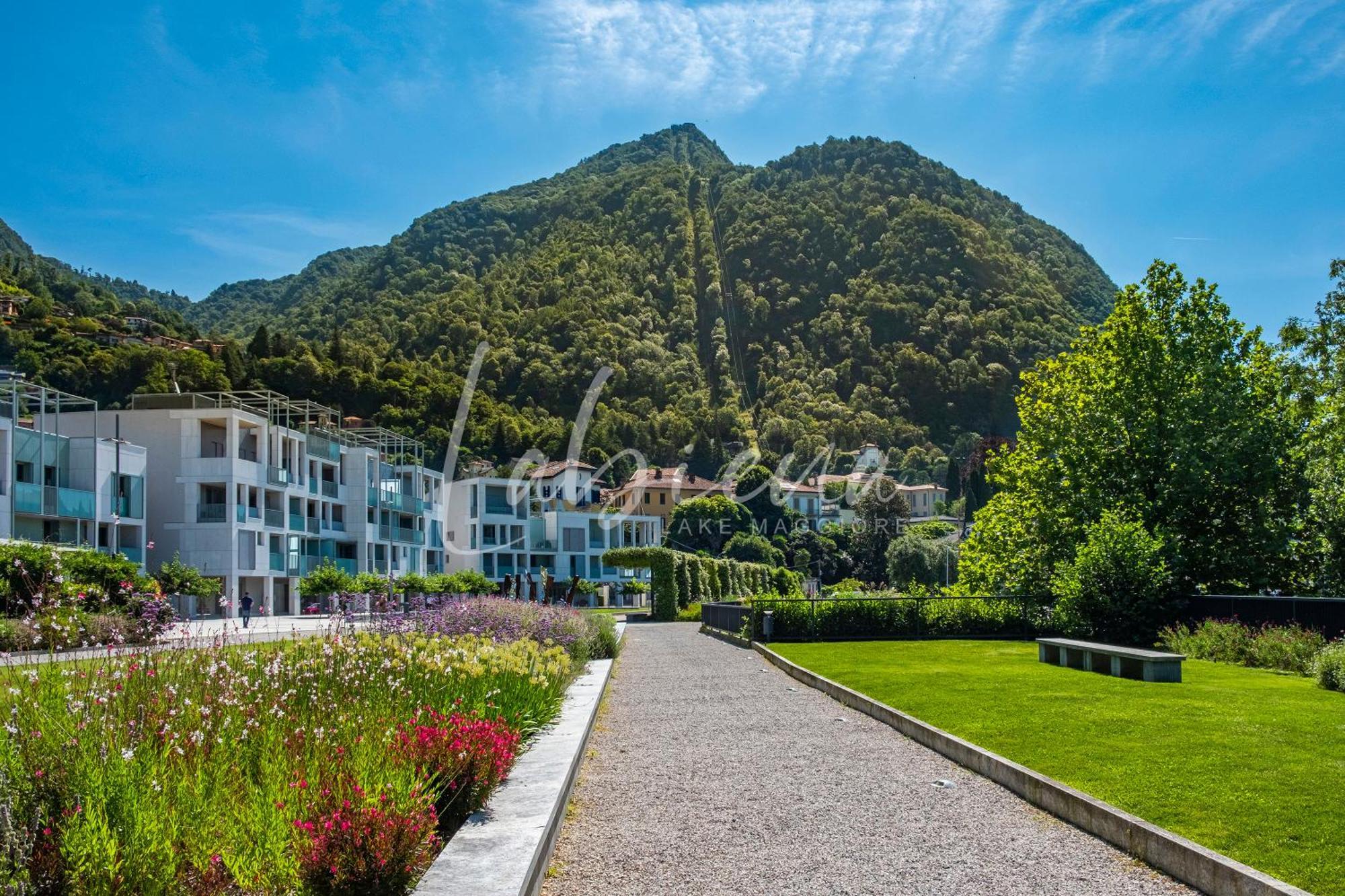 Labiena Lake Maggiore Laveno Buitenkant foto